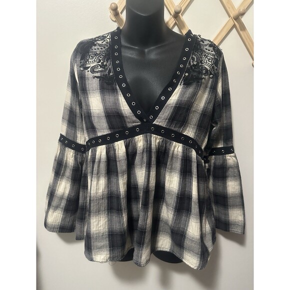 Angie Black Plaid Flannel Y2K Babydoll Top Size Small Studded - Picture 1 of 3
